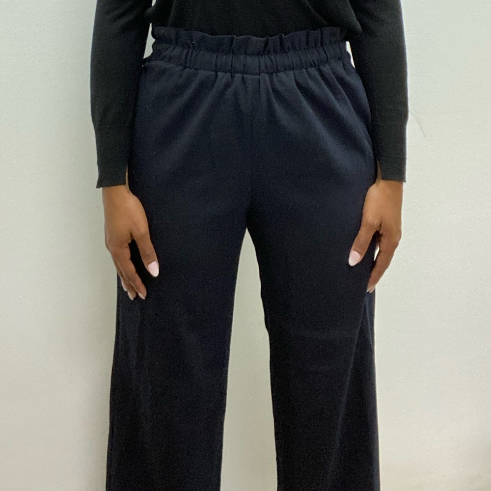 Uniqlo | Navy paperbag waist wide leg trouser